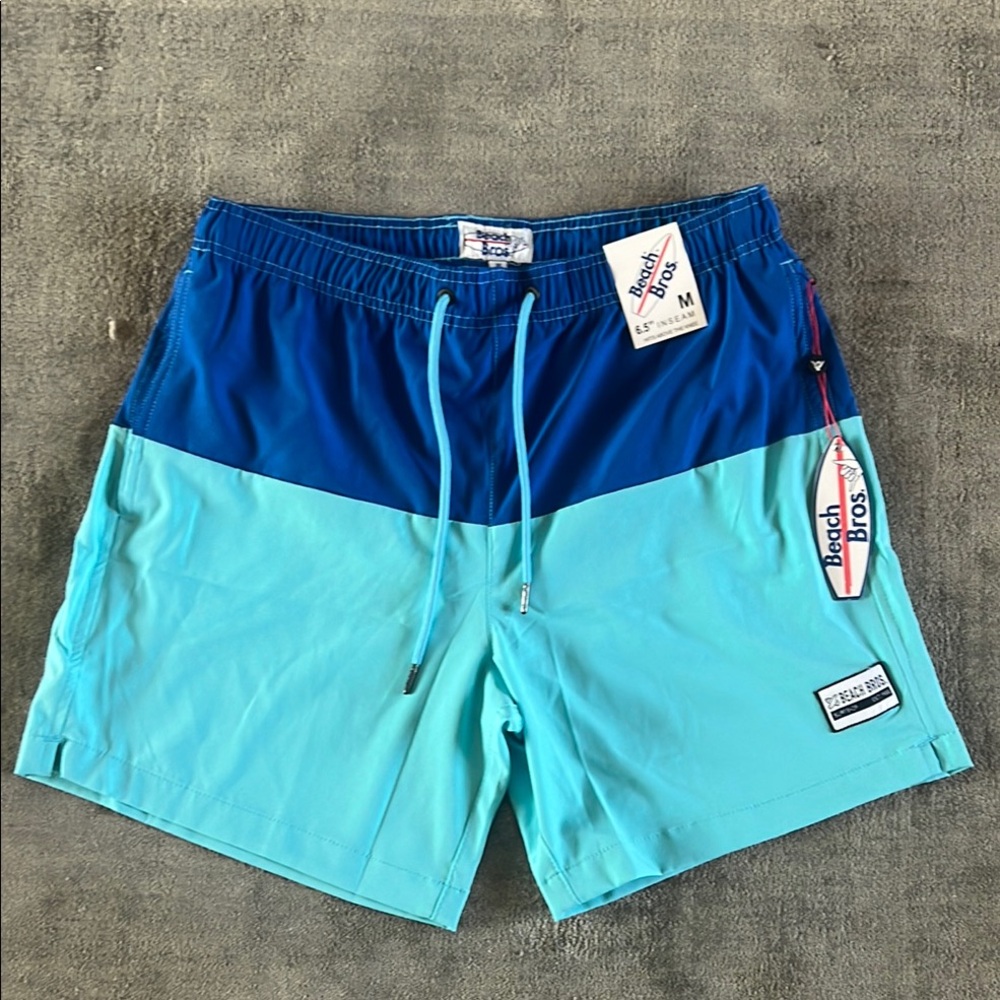 🆕 Men's two tone Blue Swim Shorts w/liner